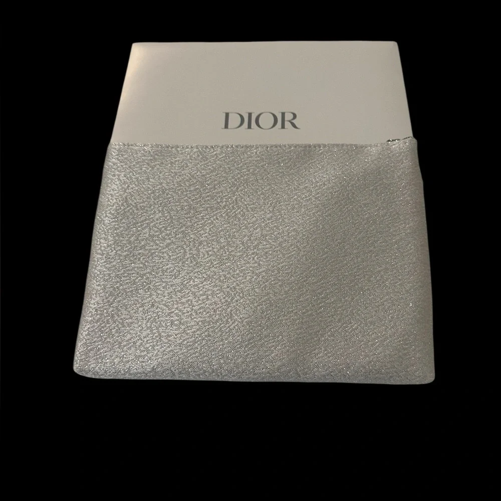 Dior Forever‎ Glow Maximizer Pouch NEW